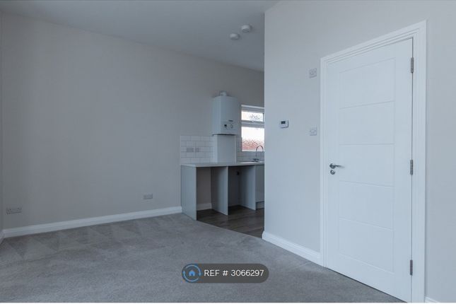 Flat, Southbourne Road, Bournemouth photo 4