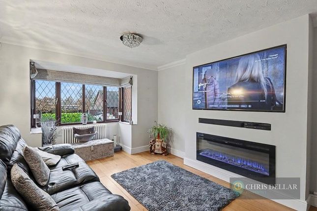 2, Oak End, Buntingford photo 2