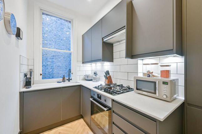 Thumbnail Flat for sale in Bedford Hill, Balham, London