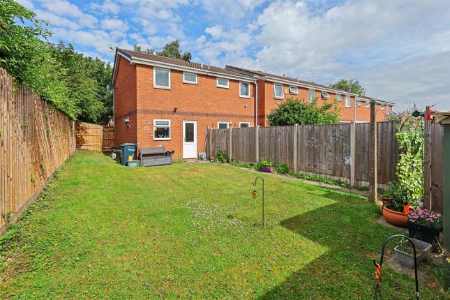 72, Okehampton Crescent, Nottingham photo 4