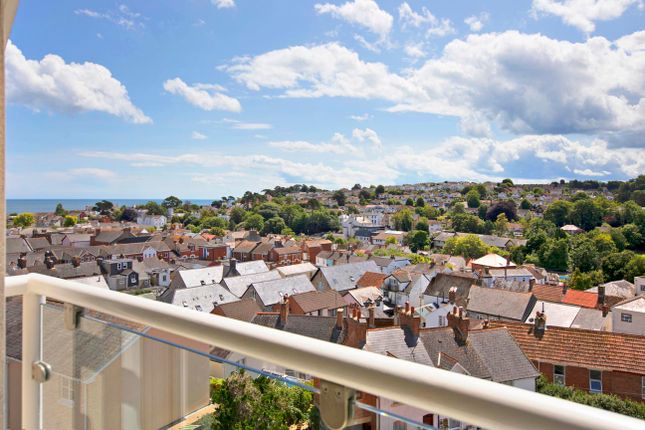 Flat for sale in 1 Longlands, Dawlish