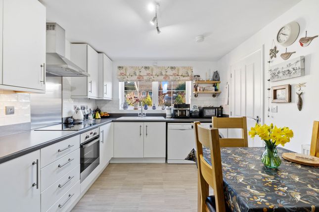 21 Fairman Road, Chichester photo 3