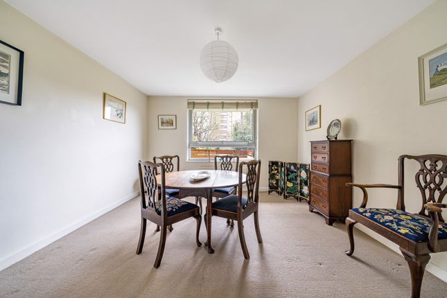 Thumbnail Flat for sale in Ranelagh Gardens, London