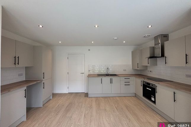 11, Wordsworth Drive, Leeds photo 3
