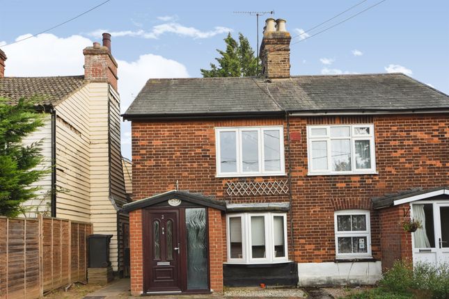 Thumbnail Cottage for sale in Coggeshall Road, Feering, Colchester