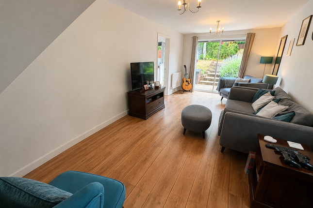 71, Priory Court, Neath photo 3