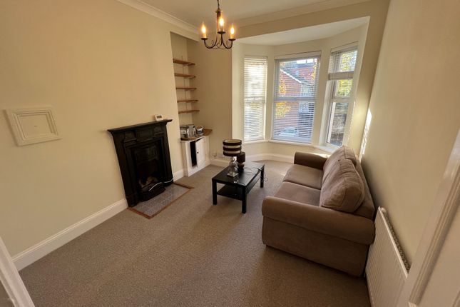 Flat 2, 7, CARDIFF photo 3