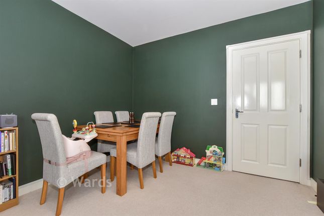 2-bed flat on 3, Fuggles Close, Headcorn, £110,000