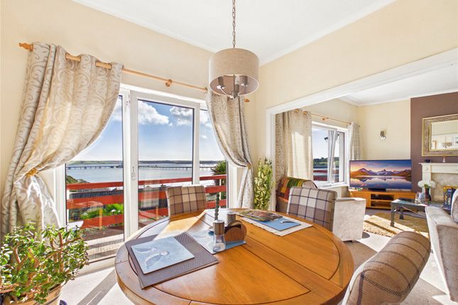 4, Bay View Drive, Milford Haven photo 3