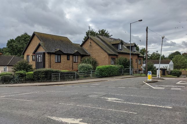 Flat 4 Holly Lodge, 150 Norwood Road, Norwood Green / SOUTHALL photo 2