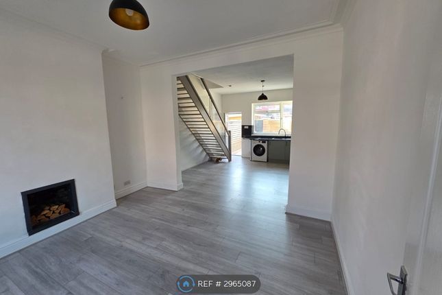 Trafalgar St, Ashton-Under-Lyne photo 2