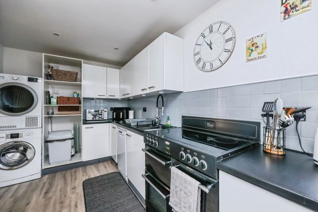 2, Scafell Way, Nottingham photo 3