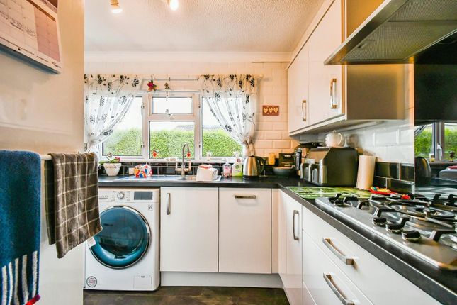 8, Pleasant Avenue, York photo 4