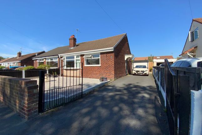 2 bed bungalow to rent in Windermere Avenue, Denton, Manchester M34