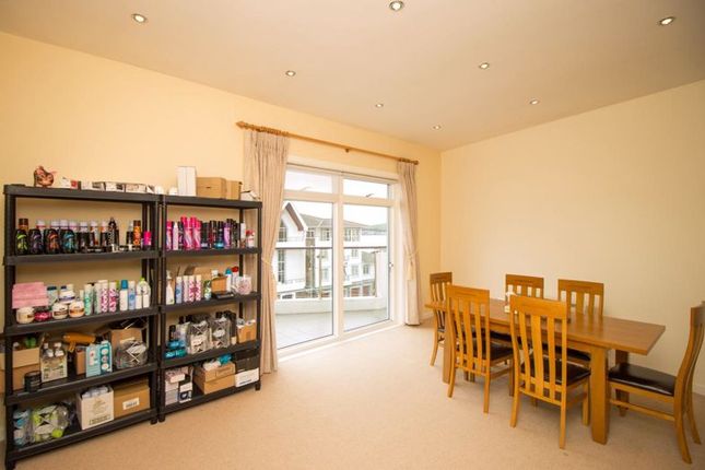 Flat for sale in 69 Majestic Apartments, King Edward Road, Onchan