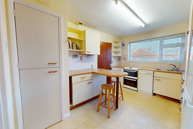 10, Charnwood Road, Cheltenham photo 3