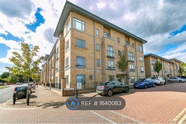Thumbnail Flat to rent in Fitzwilliam Street, Bletchley, Milton Keynes