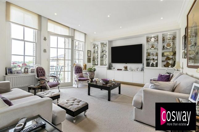 11 Littleberry Court, St. Vincents Lane, Mill Hill Village, London photo 4