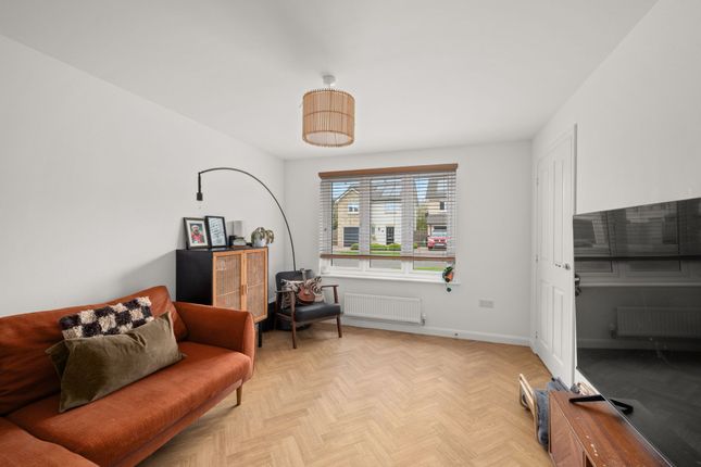 49 Dighty Street, Dundee photo 3