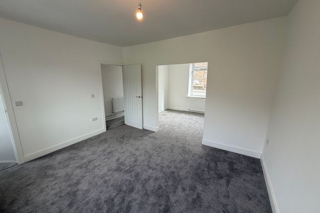 185 Oxford Street, Bridgend photo 5