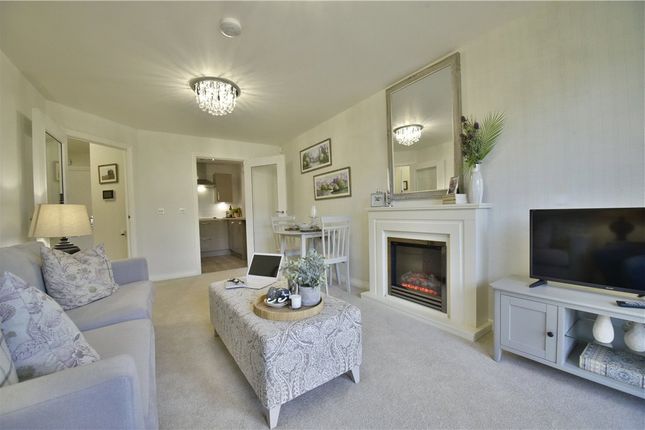 St. Nicolas Lodge, 58, High Meadow Road, West Midlands photo 4