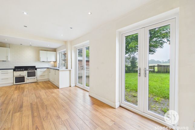 87 The Rydings, Blackburn photo 2