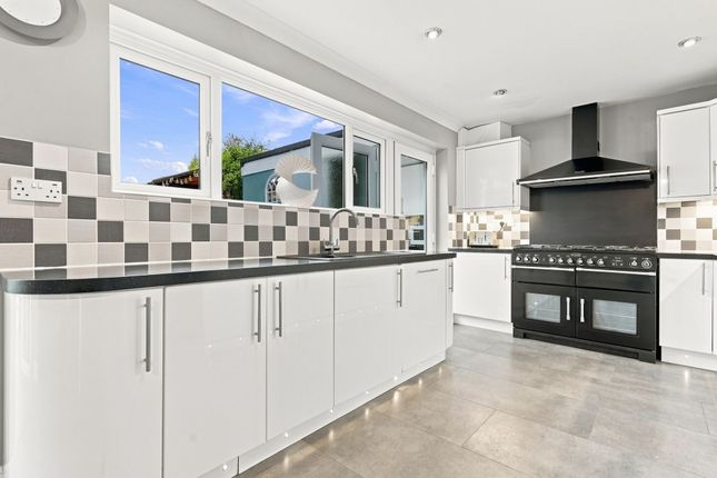 78 Station Road, Biggleswade photo 2