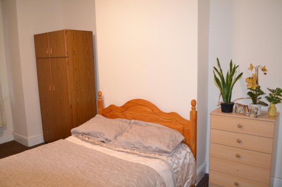 Bedroom Photo 6