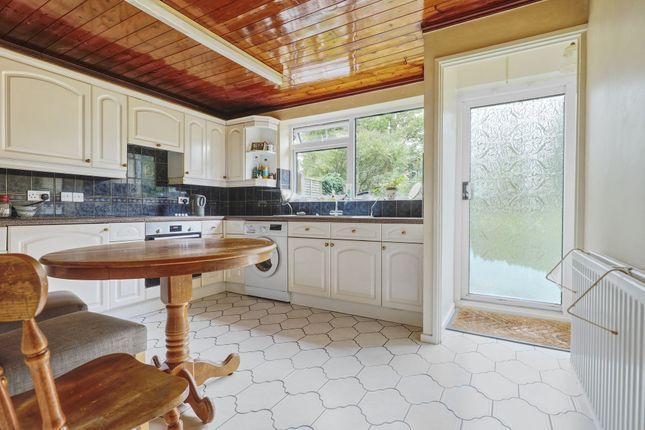 22 Vicarage Road, Buntingford photo 4