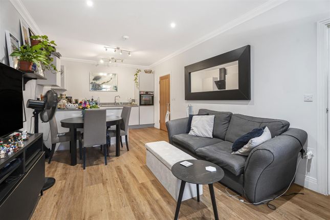 201b, Watling Street, Radlett photo 4