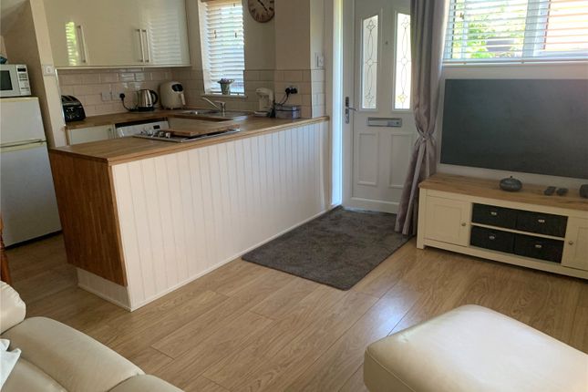 Lounge/Kitchen