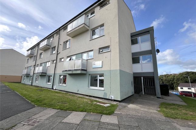 3-bed flat on 23, Kenn Close, Devon, £80,000
