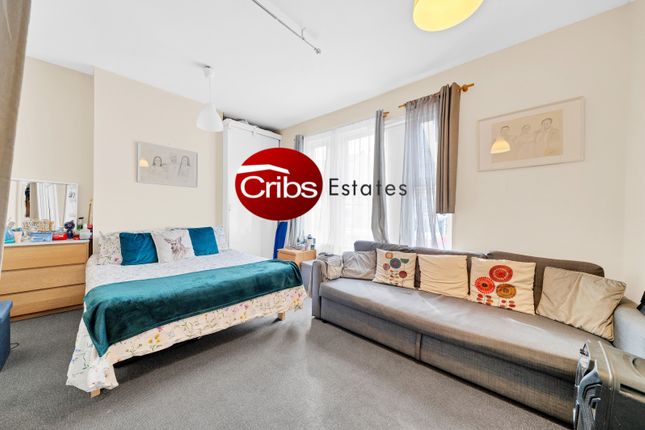 2  Bedroom Maisonette In Collierswood