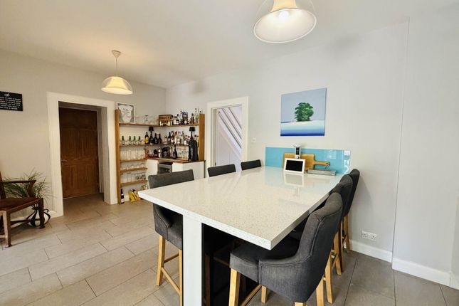 2, Barnacre Close, Uxbridge photo 4
