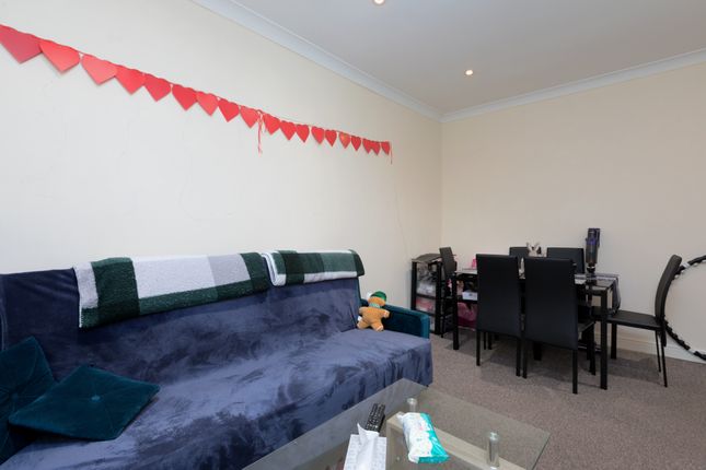 6, Aberdeen Place, Scarborough photo 3