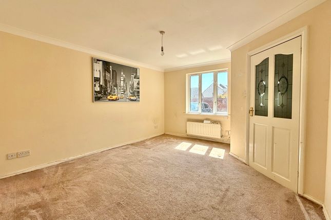 21, Ensign Drive, Gosport photo 3