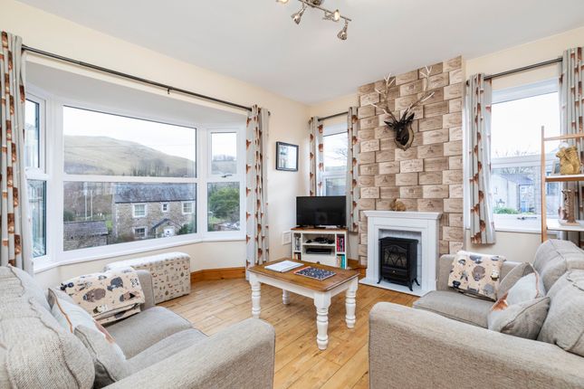 End terrace house for sale in High Hill Grove, Settle, North Yorkshire