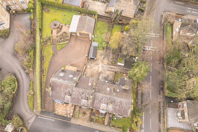 18, Moorlands Avenue West, Dewsbury photo 2