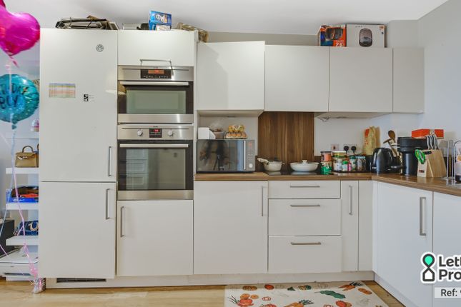 Flat 103, Ivy Point, 5, Hannaford Walk, London photo 5