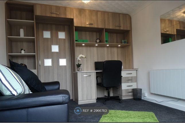 Orion Close, Southampton photo 3