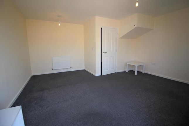 34 Markham Rise, Bedford, Beds photo 5