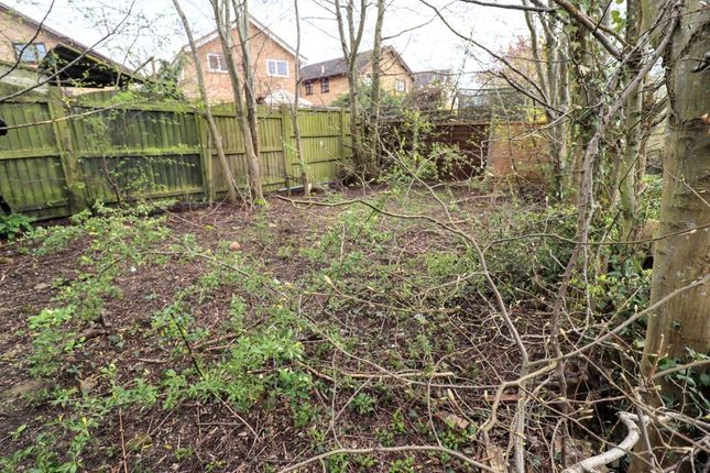 15, Barleycroft, Milton Keynes photo 2