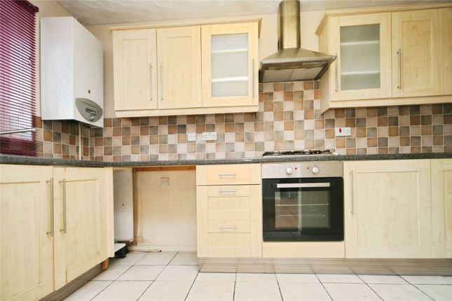 88, Little Normans, Gloucester photo 3
