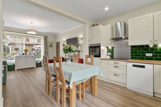 42, Kingsknowe Drive, Glasgow photo 4