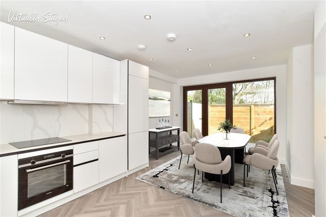 Larkshall Road, London photo 4