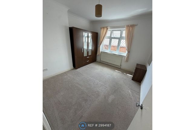 Flat, Uppingham Road, Leicester photo 4