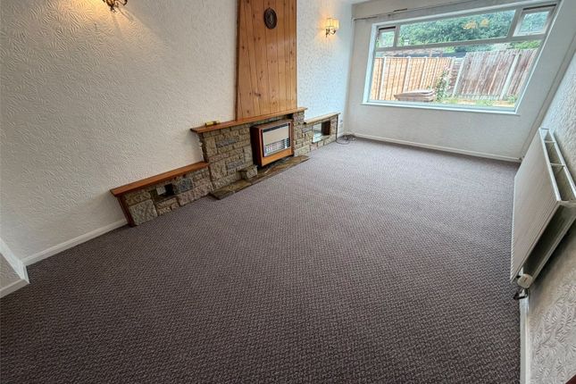 21,, Stourmore Close, Willenhall photo 2