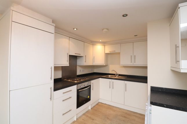 3 Northwood Court, 59, Roker Lane, West Yorkshire photo 2