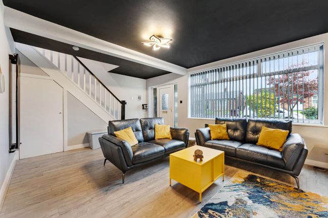 39 Sandford Close, Bolton photo 4