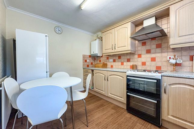 2, Union Close, Congleton photo 4
